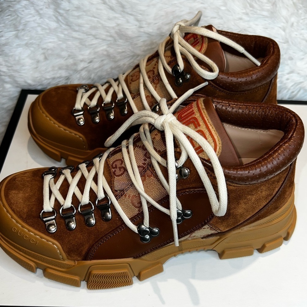 Gucci mens flash track logo suede boots - Picture 5 of 8
